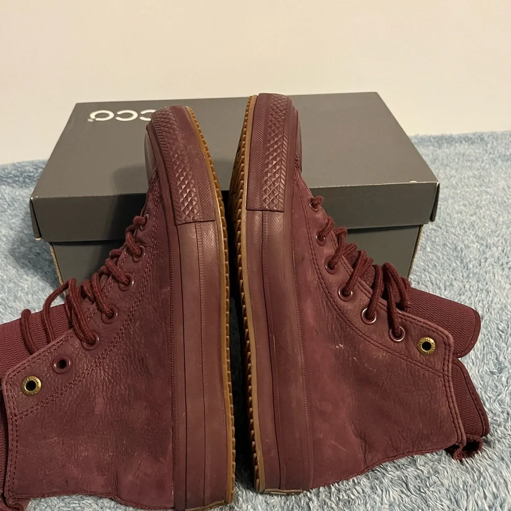 Converse High Top Sneakers - Maroon Leather women’s size 6.5 - Picture 5 of 11